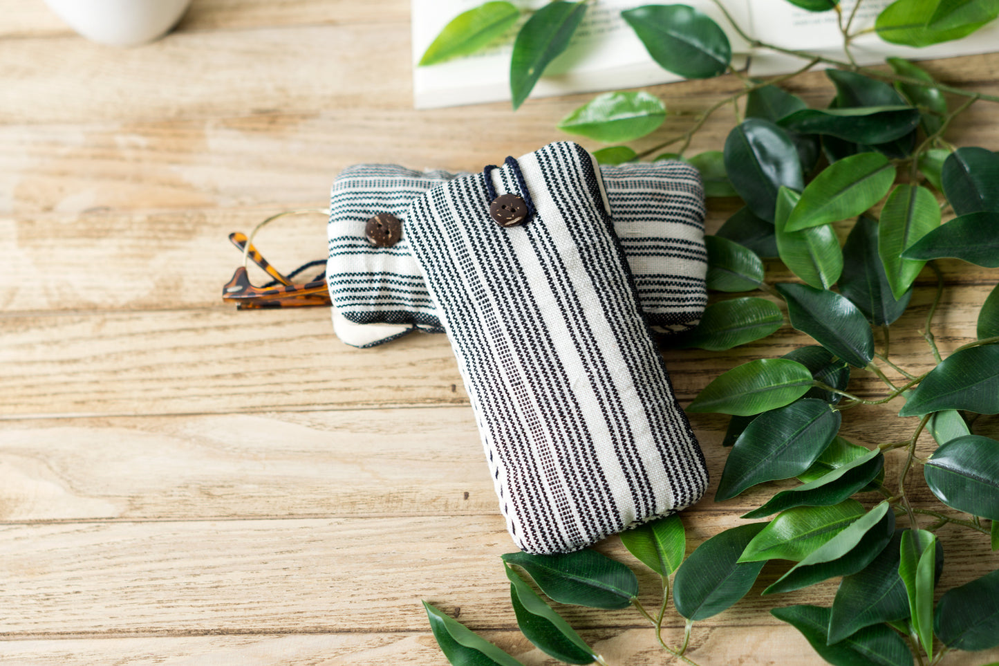 Striped Soft Glasses Case | Black and White Phone Holder