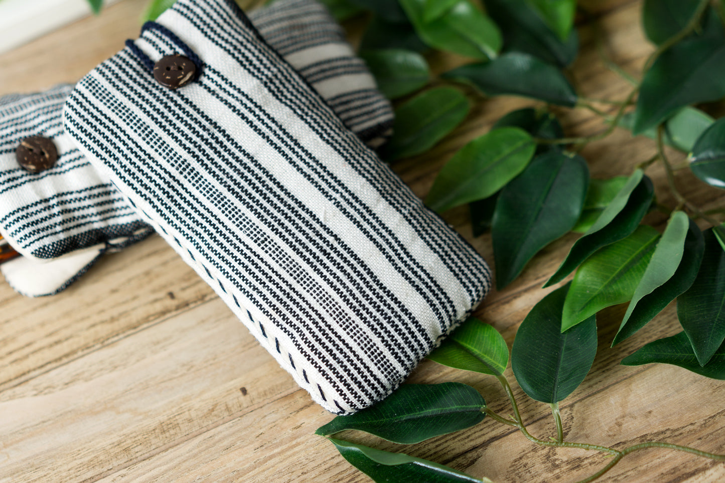 Striped Soft Glasses Case | Black and White Phone Holder